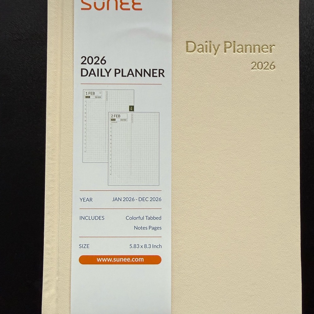 Sunee Cream Daily Planner 2026